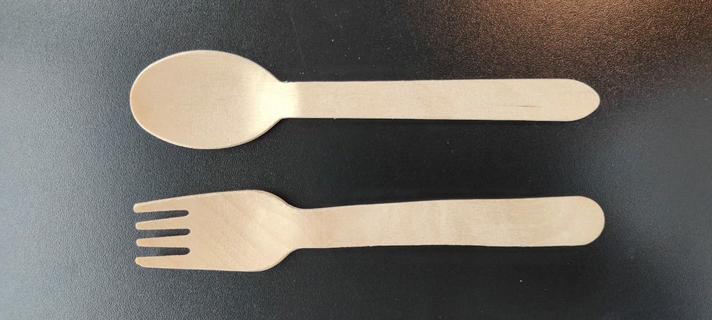 Cream Disposable Wooden Fork, Size: 140mm & 160mm