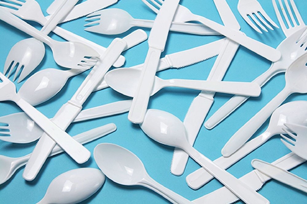 100 Piece White Disposable Plastic Cutlery, For Event and Party Supplies