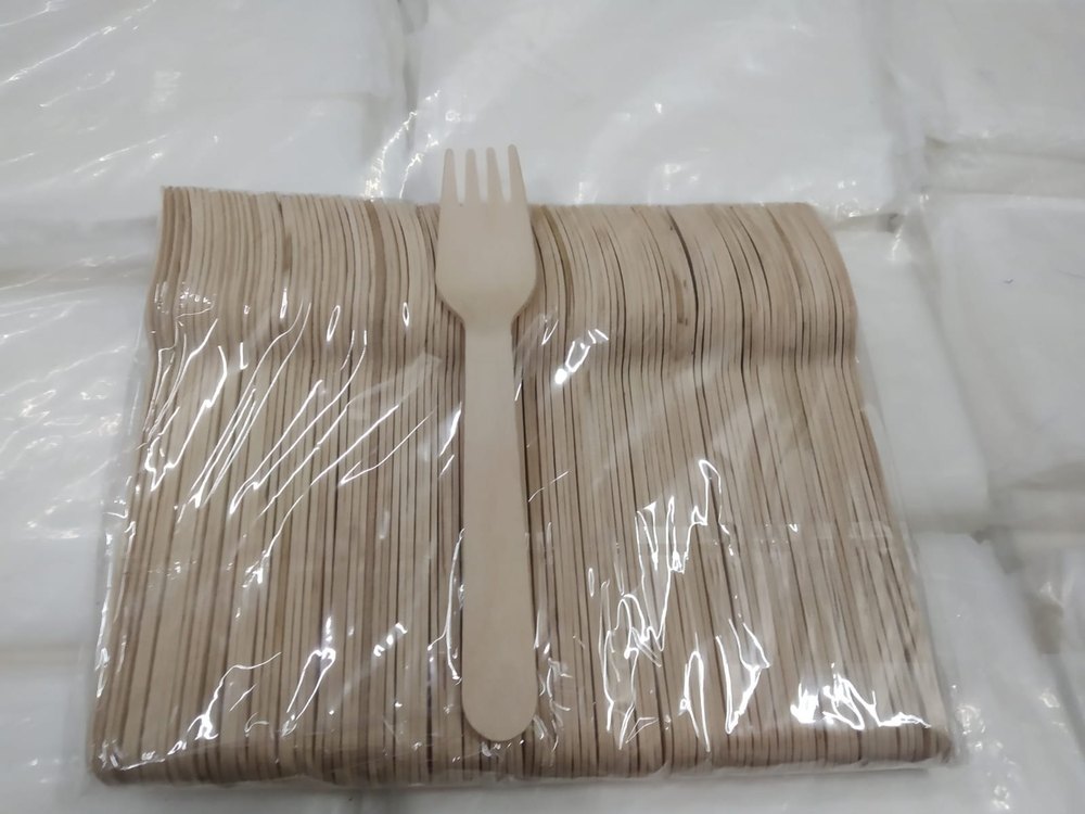 Brown Wooden Fork - 160 Mm, For hotels