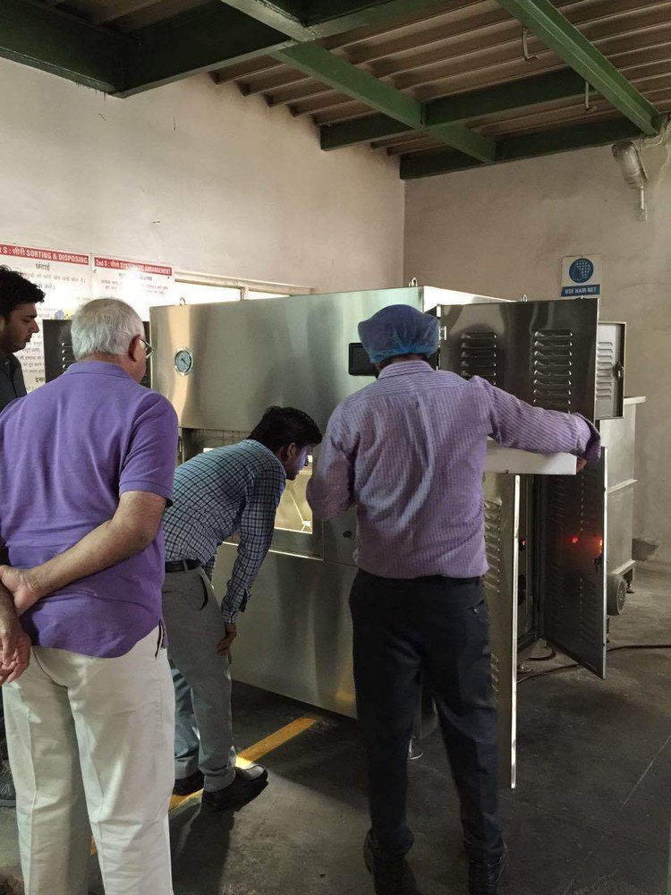 Microwave Vacuum Dryer