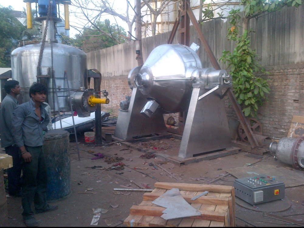 Stainless Steel Automatic Rotocone Vacuum Dryers