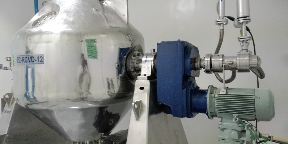 Rotocone Vacuum Dryers