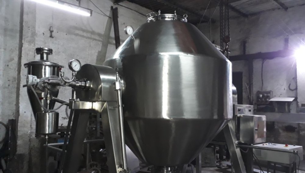 Rotocone Vacuum Dryer