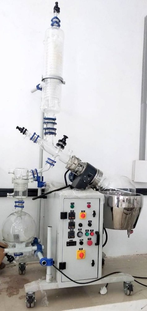 200 Deg Cel Borosilicate Glass Rotary Evaporator Industrial, Automation Grade: Automatic, Capacity: 1 To 50ltrs