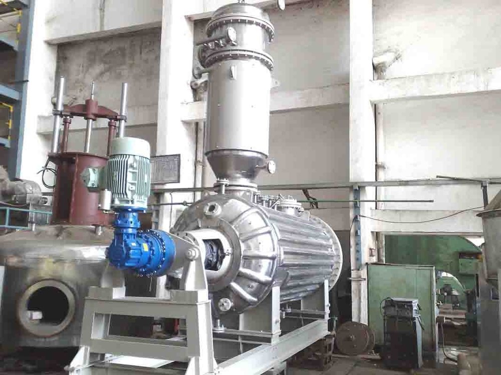 Stainless Steel Automatic Used Rotary Vacuum Paddle Dryer, Capacity: 1 Kl-25 Kl
