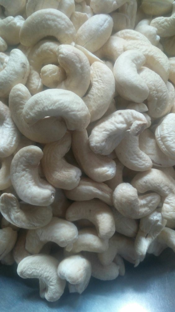 Cashew Nuts ( Kaju), W320