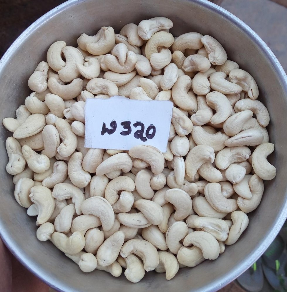 W320 Cashew Nut, Packaging Size: 50gm, 100gm, 200gm, 400gm, 1kg