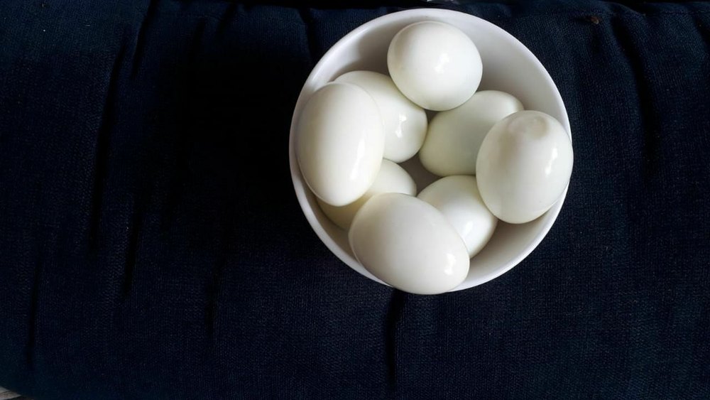 Brown Kadaknath Hatching Egg, For Hatchable, Packaging Type: Carton