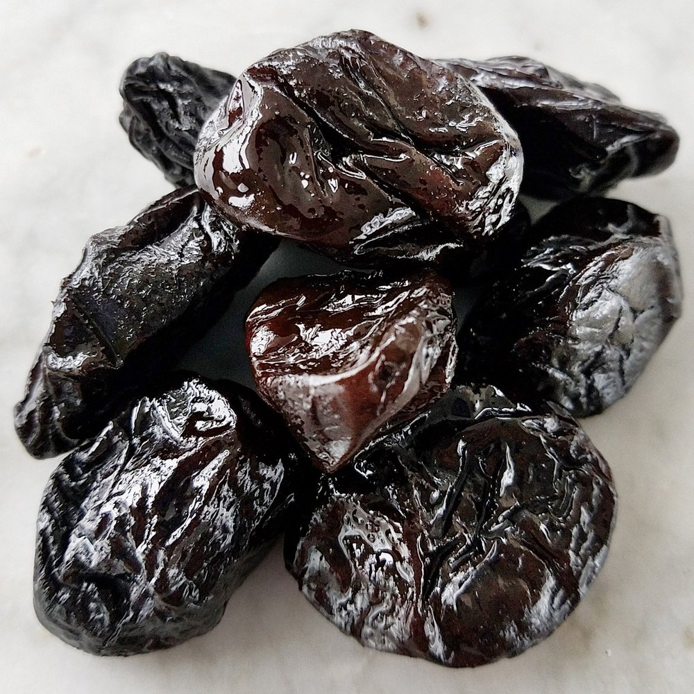Organic Dried Plum, Packaging Type: Loose