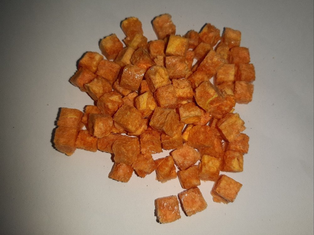 Orange Freeze Dried Papaya Dices