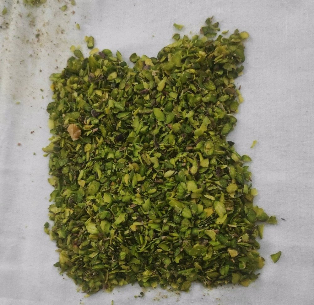 Natural Green Pista Slices, Packaging Type: Loose