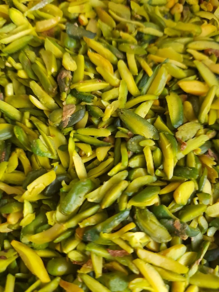 Salted Green Pista Slices, Packaging Type: Loose