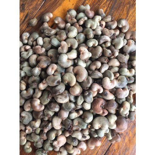 Natural Organic Raw Cashew Nuts Benin Origin, Packaging Type: Sacks, Packaging Size: 80 kg