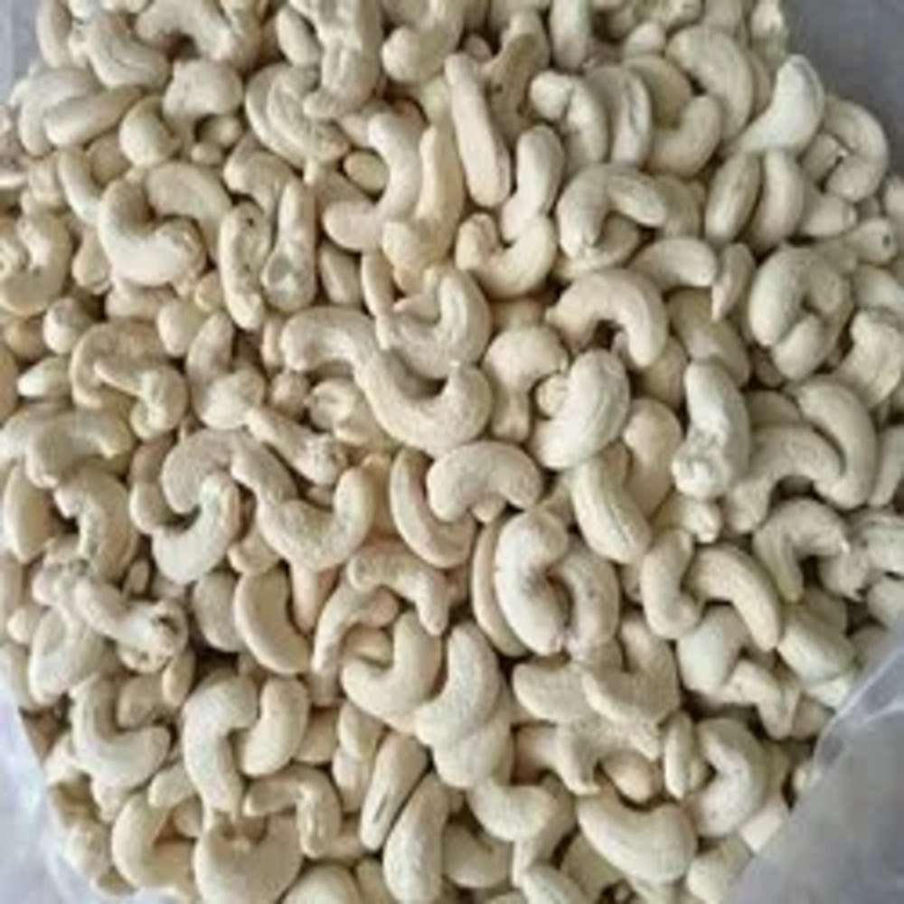 Cashew Kernels, Packaging Size: 250 Gm, 10 Kg