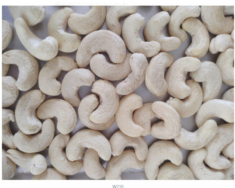 W210 Whole Cashews, 5 Kg