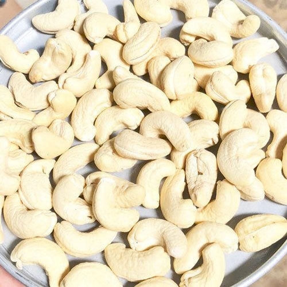 W400 Cashew Nuts, Packaging Size: 1 kg