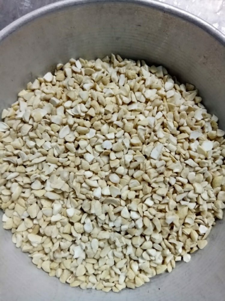White LWP Cashew Nut, Packaging Size: 10 kg