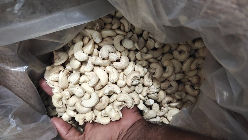 Baked Ivory Kollam Cashew Nuts
