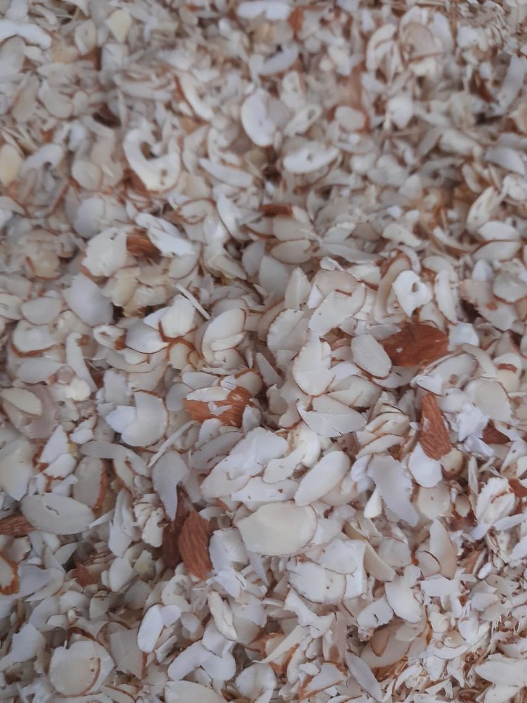 Raw Almonds Slice, Packaging Type: Loose