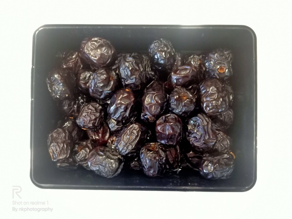 Brown Dates Ajwa, Packaging Type: Plastic Box