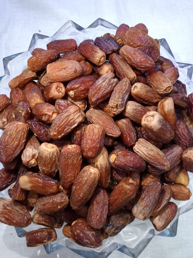 Brown Medjool Madinah Dates, Is It Organic: Organic, Packaging Type: Loose