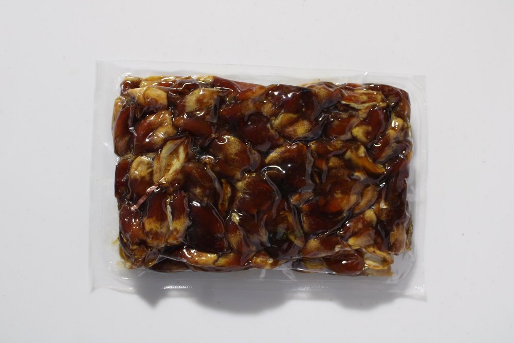 Brown Wet Dates seedless, Packaging Type: Packet, Packaging Size: 500 Gram