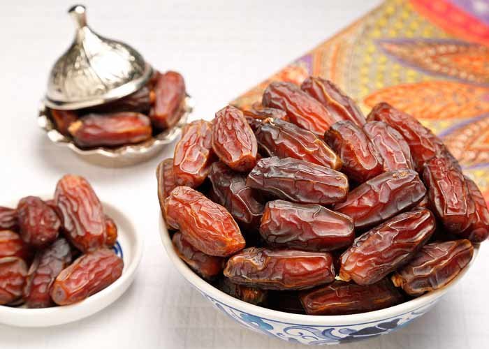 Amber Black Anbara Date., Packaging Type: Carton Box, Packaging Size: 20 Kg