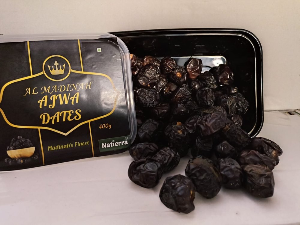 A Grade Black Fresh Khajoor, Packaging Size: 1 Kg, Packaging Type: Plastic Box
