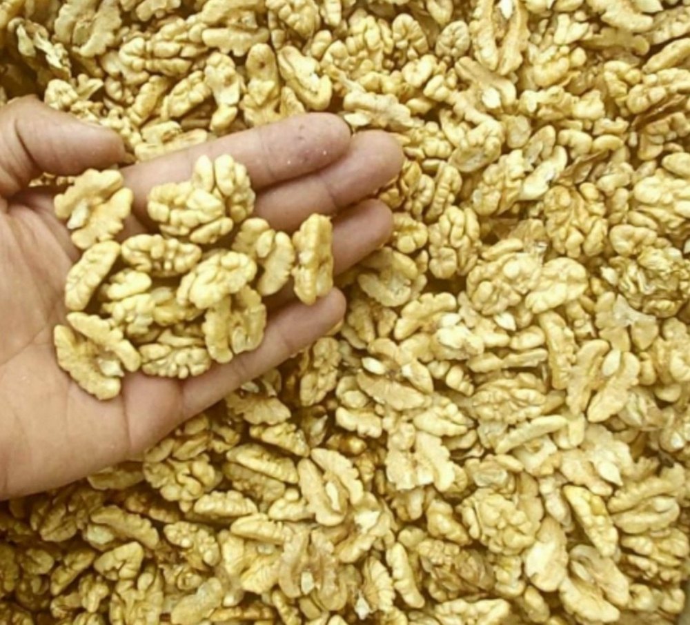 Kashmir Walnut Kernels, Packaging Size: 1kg