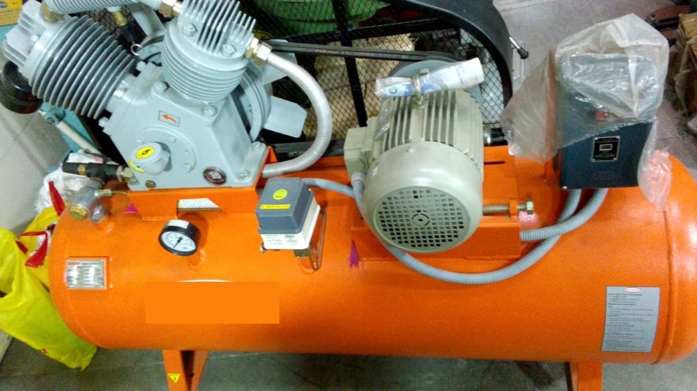 HPSM Reciprocating Air Compressor for Garage Usage, Discharge Pressure: 10 Kg, Model Name/Number: 5 Hp