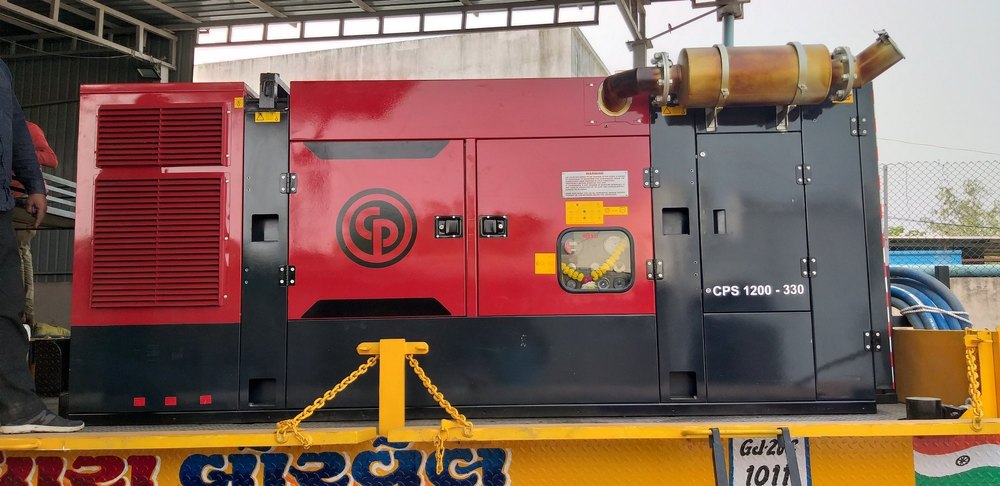 415 HP Chicago Pneumatic CPS1200 330 Diesel Drive Borewell Compressor