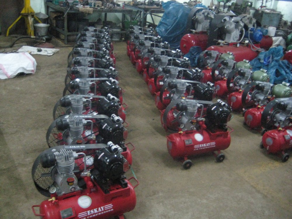 Eskay Reciprocating Compressor 0.5 HP Air Compressors, For Garage Equipments, Industiral, Maximum Flow Rate: 1.7 cfm