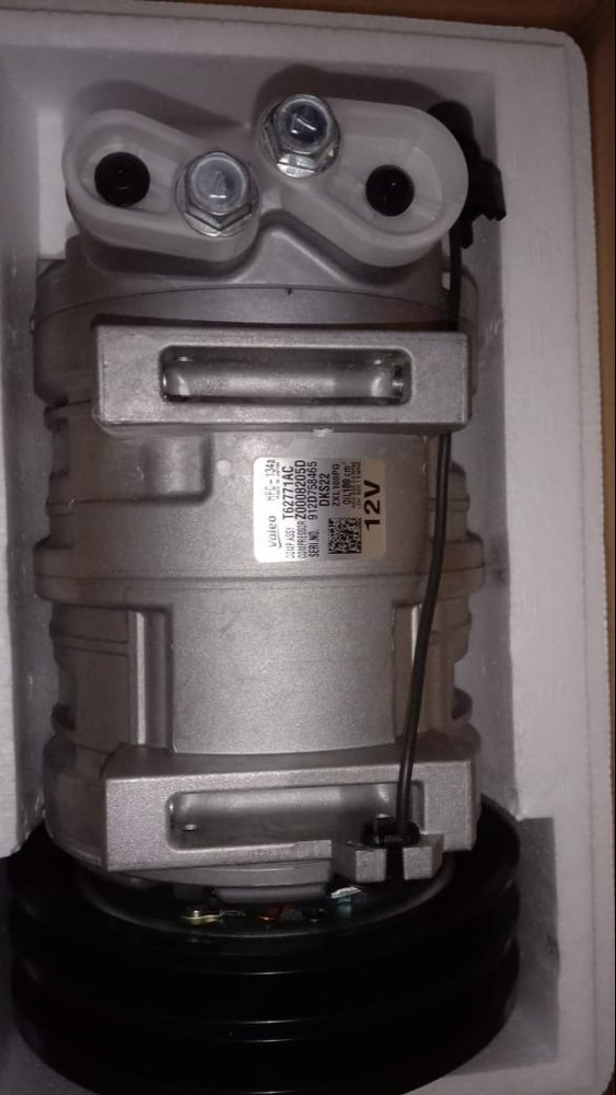 Bus AC Compressor, 12 Volt