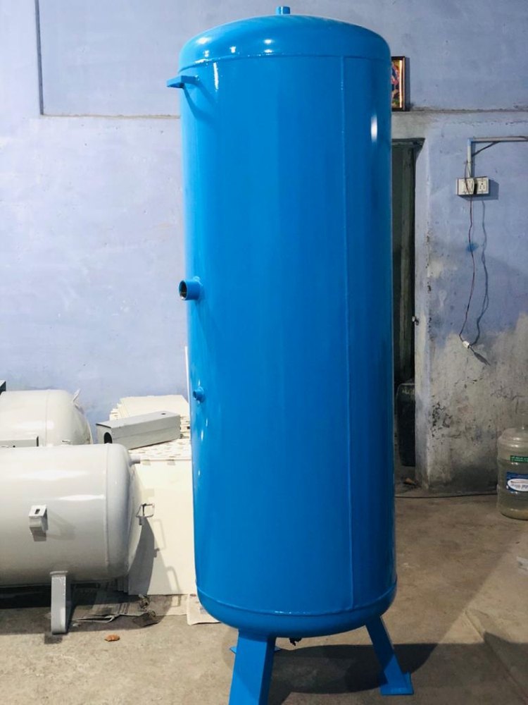 Vertical Mild Steel 500 Litre Air Receiver Tank, Storage Capacity: 500-1000 L, Model Name/Number: Aircruiser Make