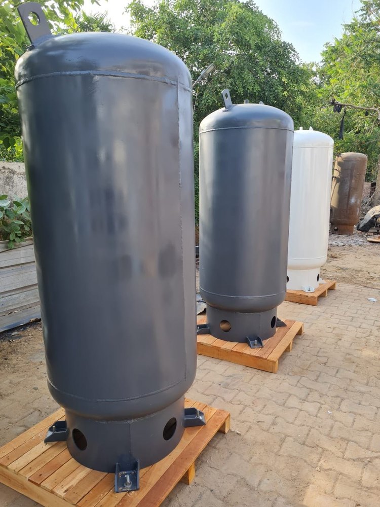 Vertical MS 5000 Litters Air Tank, For Pneumatic System/Air Storage, Max 40 Bar