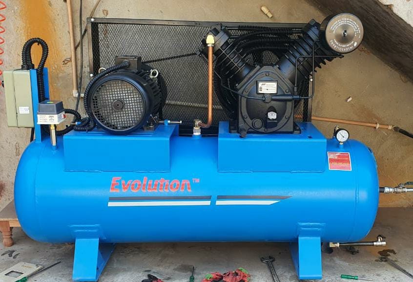 10 hp AIR COMPRESSOR