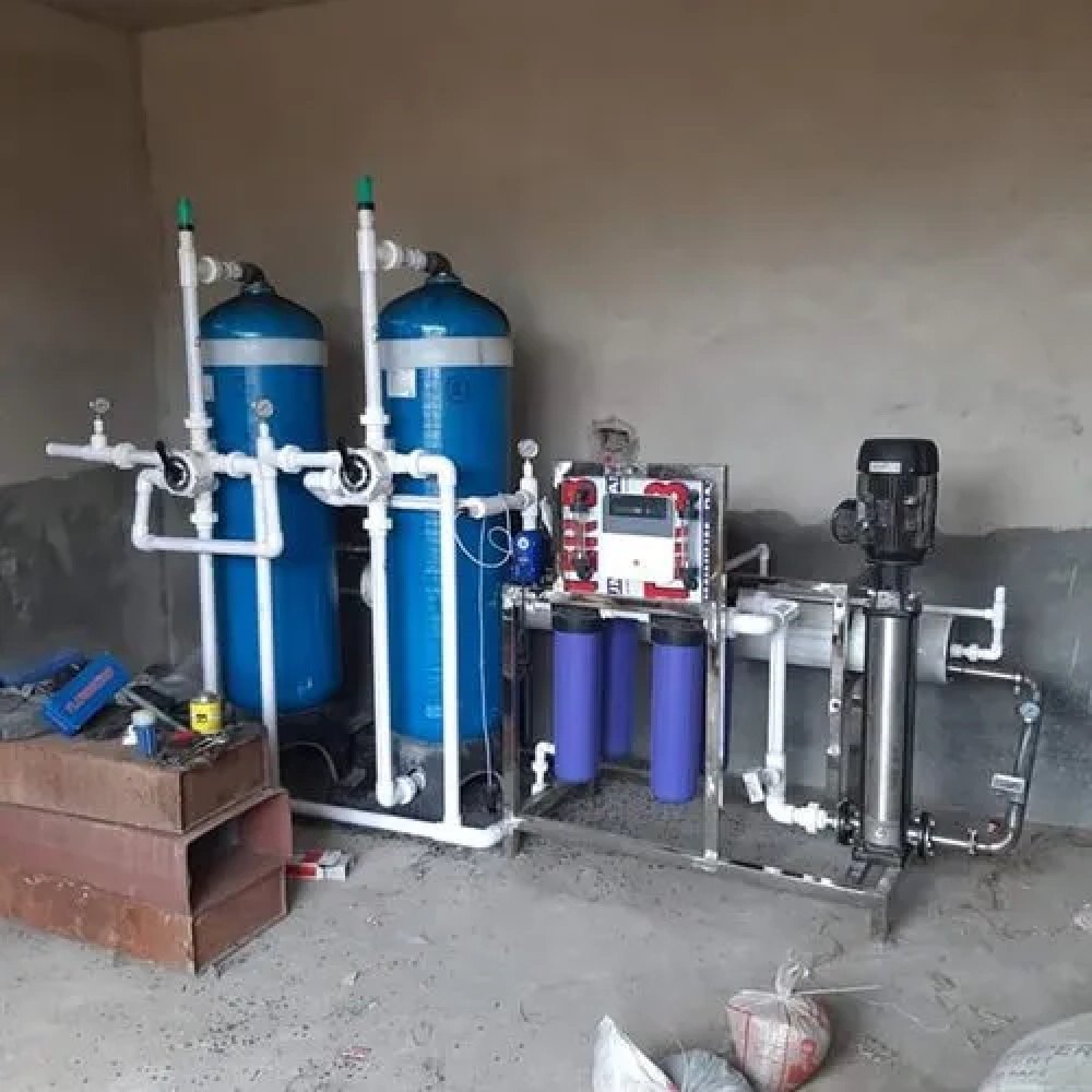 2000-3000 (Liter/hour) 2000 LPH FRP Industrial RO Plant