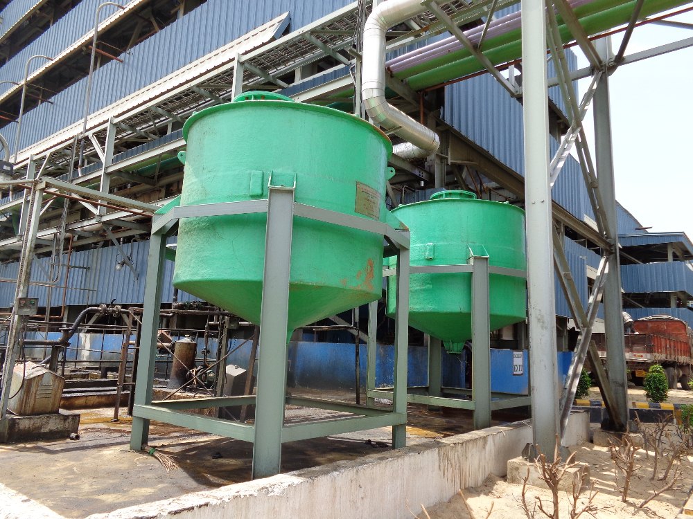 Circle, vertical FRP Cone Bottom Storage Tanks, For Chemical, Oil, Storage Capacity: 500-5000 L