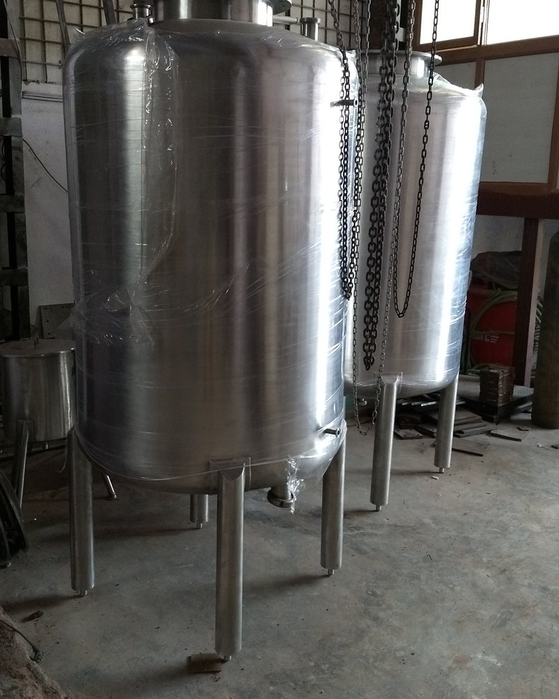 Stainless Steel Tanks