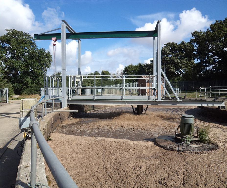 Surface Floating Fixed Aerators for in ETP & STP