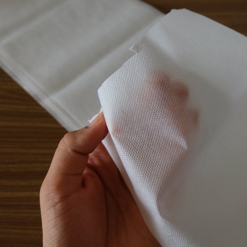 175mm Polypropylene SSMMS Non Woven Mask Filtration Fabric, For Medical, Packaging Type: Roll