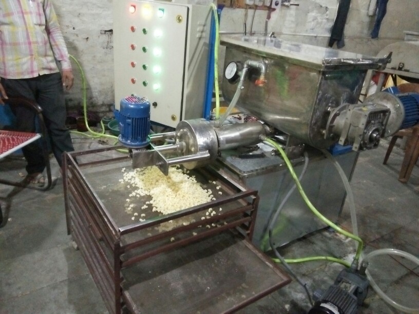 Sujji 1- Stage Vermicelli Extruder Machine, Capacity: 50kg