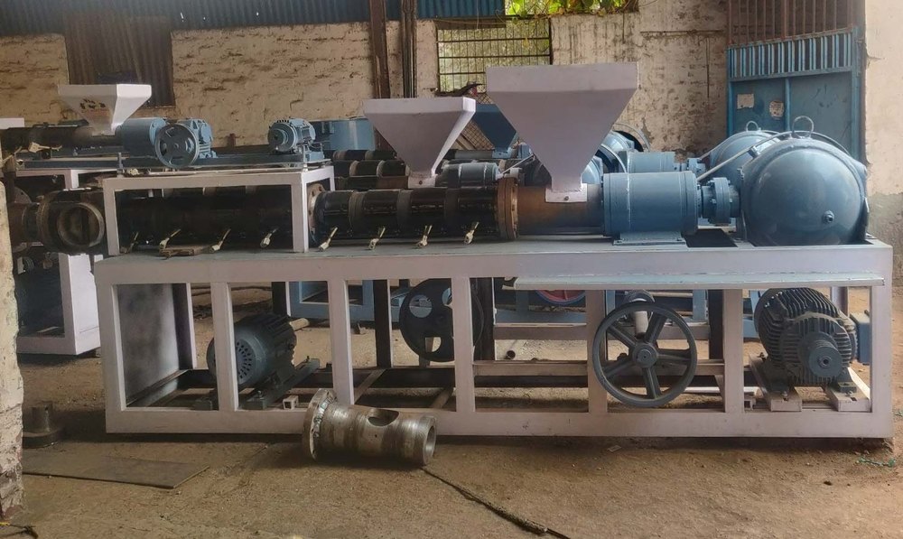 Automatic Tube Extrusion Machine, Production Capacity: 300 kg/hr