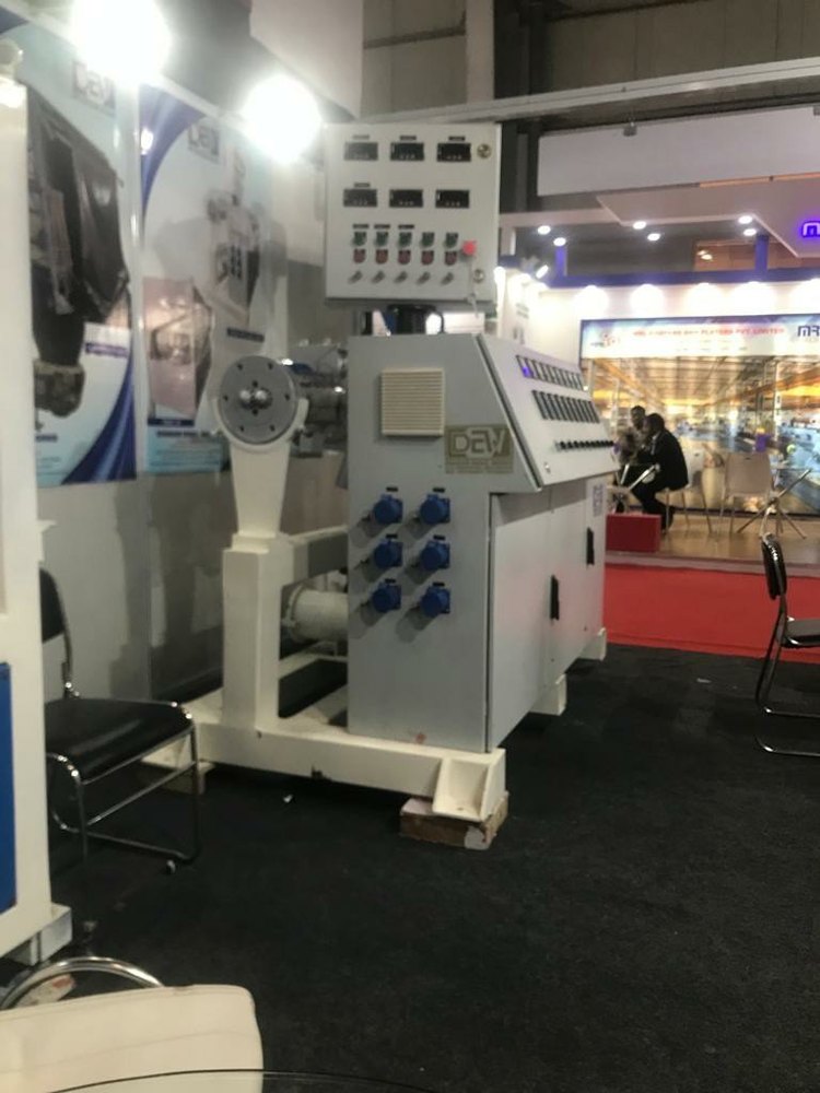 15 HP Twin Screw Extruder Machine, Production Capacity: 155 kg/Hr
