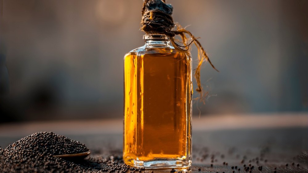 Cold Pressed Natural Kacchi Ghani Mustard Oil, Packaging Type: Plastic Container, Packaging Size: 5 litre