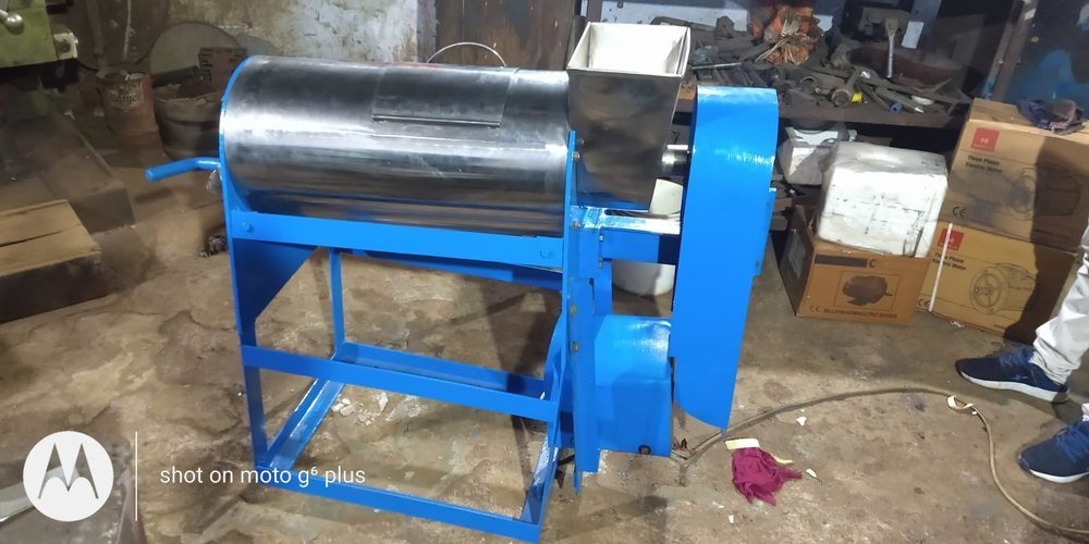Semi-Automatic Three Phase Mango Pulp Making Machine